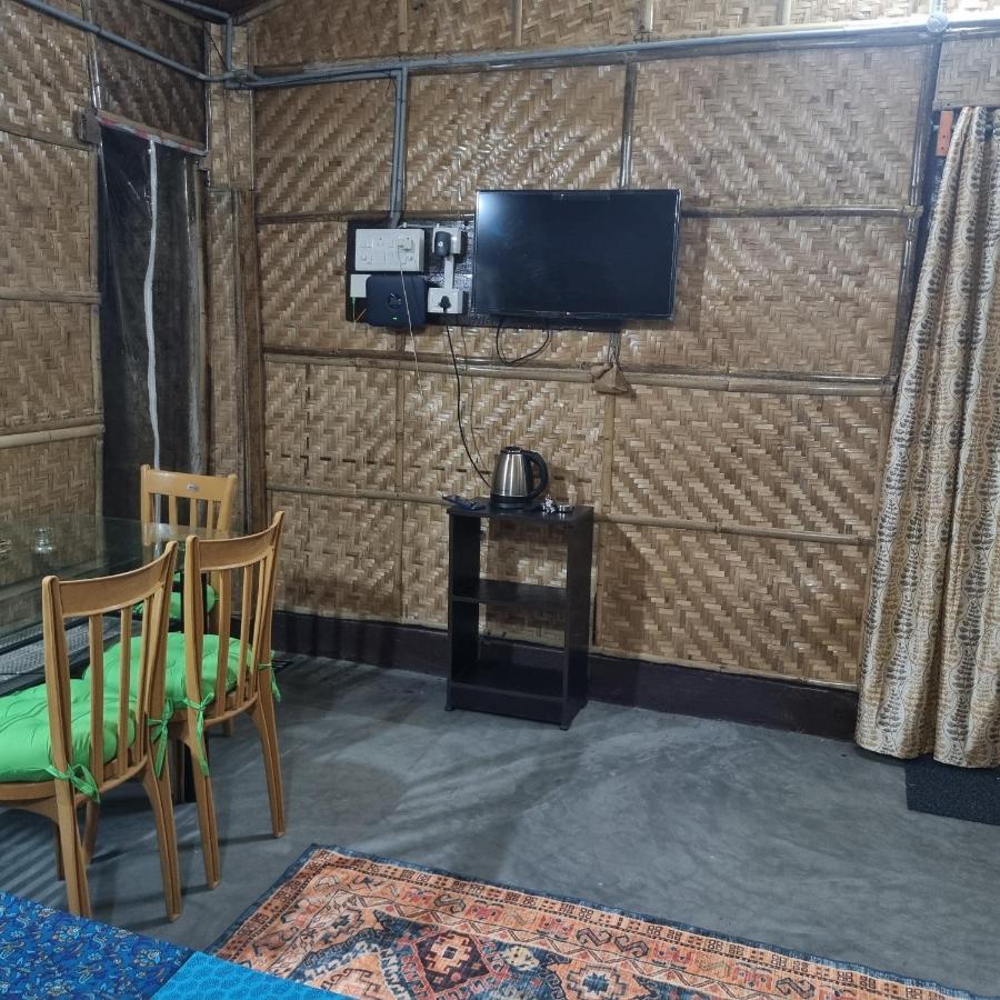 Alohi The Terrace Homestay Tezpur المظهر الخارجي الصورة